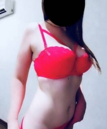 Арина, 23 года, 2 размер груди